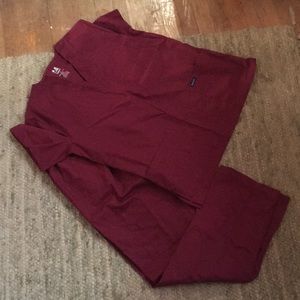 Women’s Dagacci M scrub set wine  beautiful fit and comfy